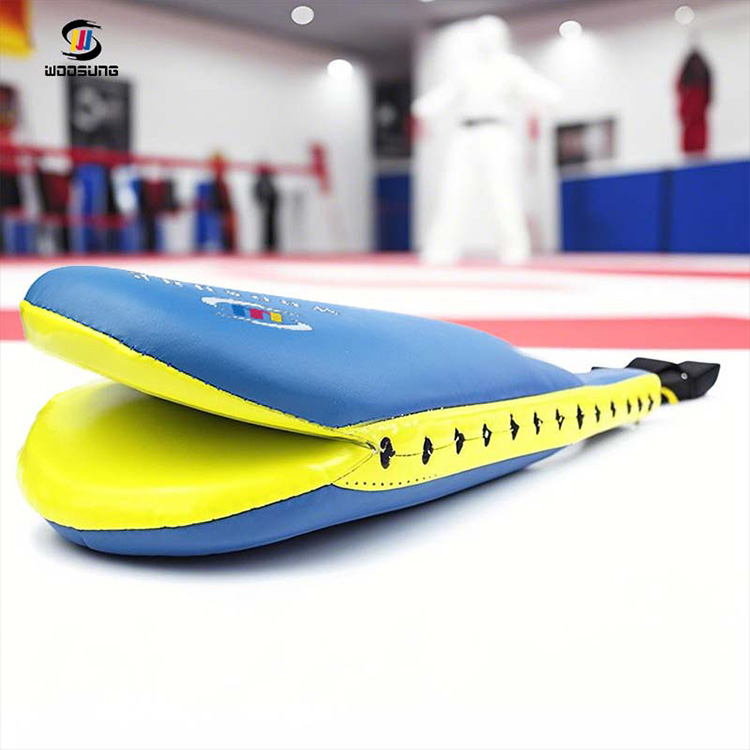 แผ่นรองเป้าสองหน้า